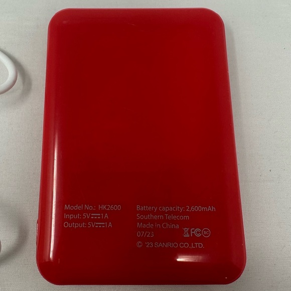 Hello Kitty • Charging Bank • Red - Picture 3 of 3
